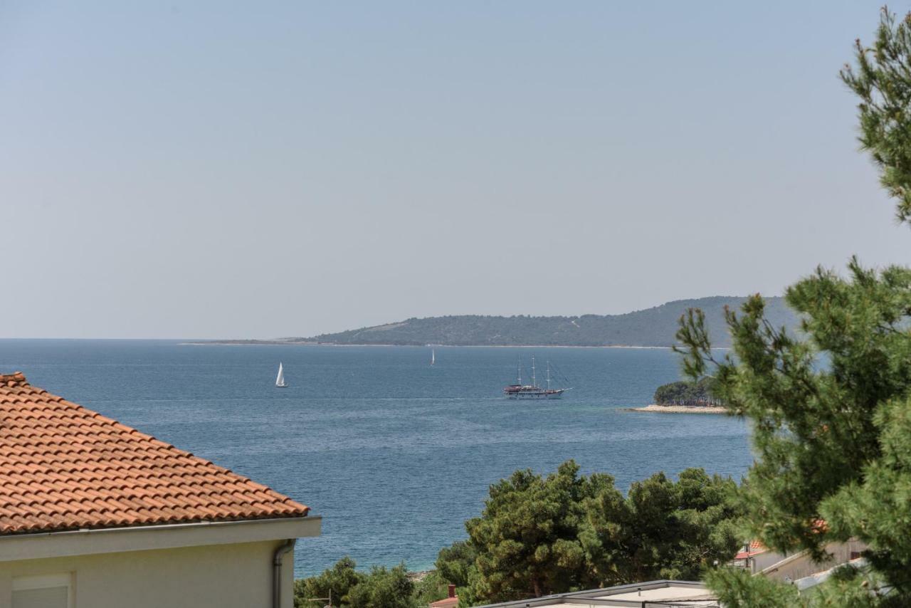 Apartments Villa Dalmatia Trogir Exterior foto